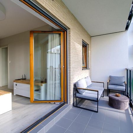 Hello Apartments Zajezdnia Wrzeszcz With Private Parking กดัญสก์ ภายนอก รูปภาพ