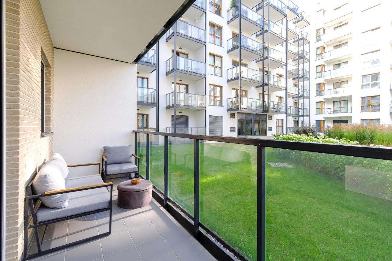 Hello Apartments Zajezdnia Wrzeszcz With Private Parking กดัญสก์ ภายนอก รูปภาพ